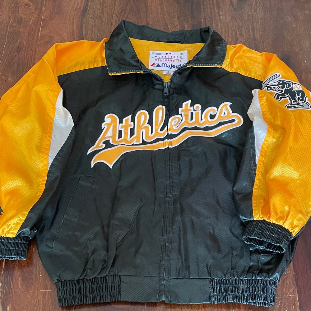 Vintage 90’s Majestic Kids Green and Gold Oakland Athletics Jacket